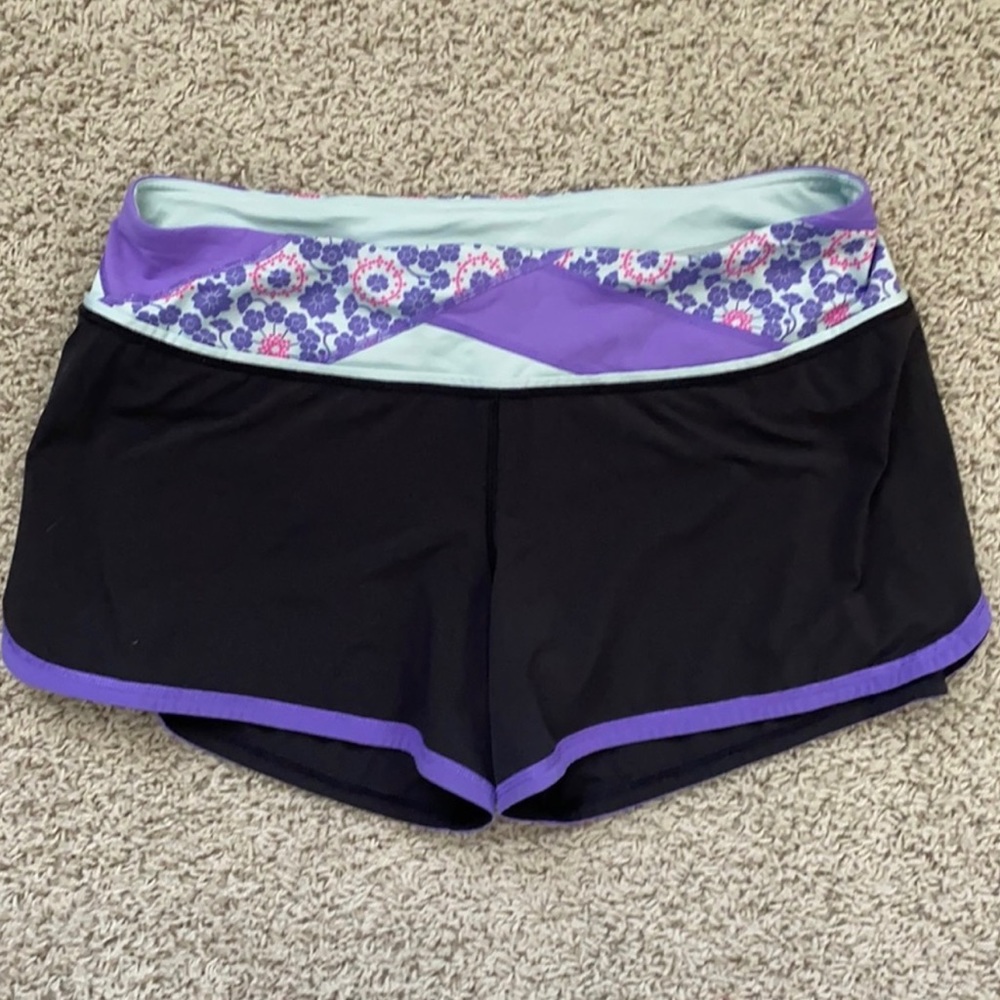 Lululemon Shorts Sz12